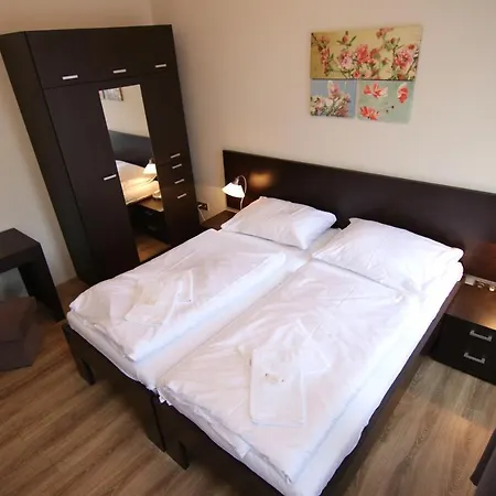 Cordoba 3* Карлові Вари